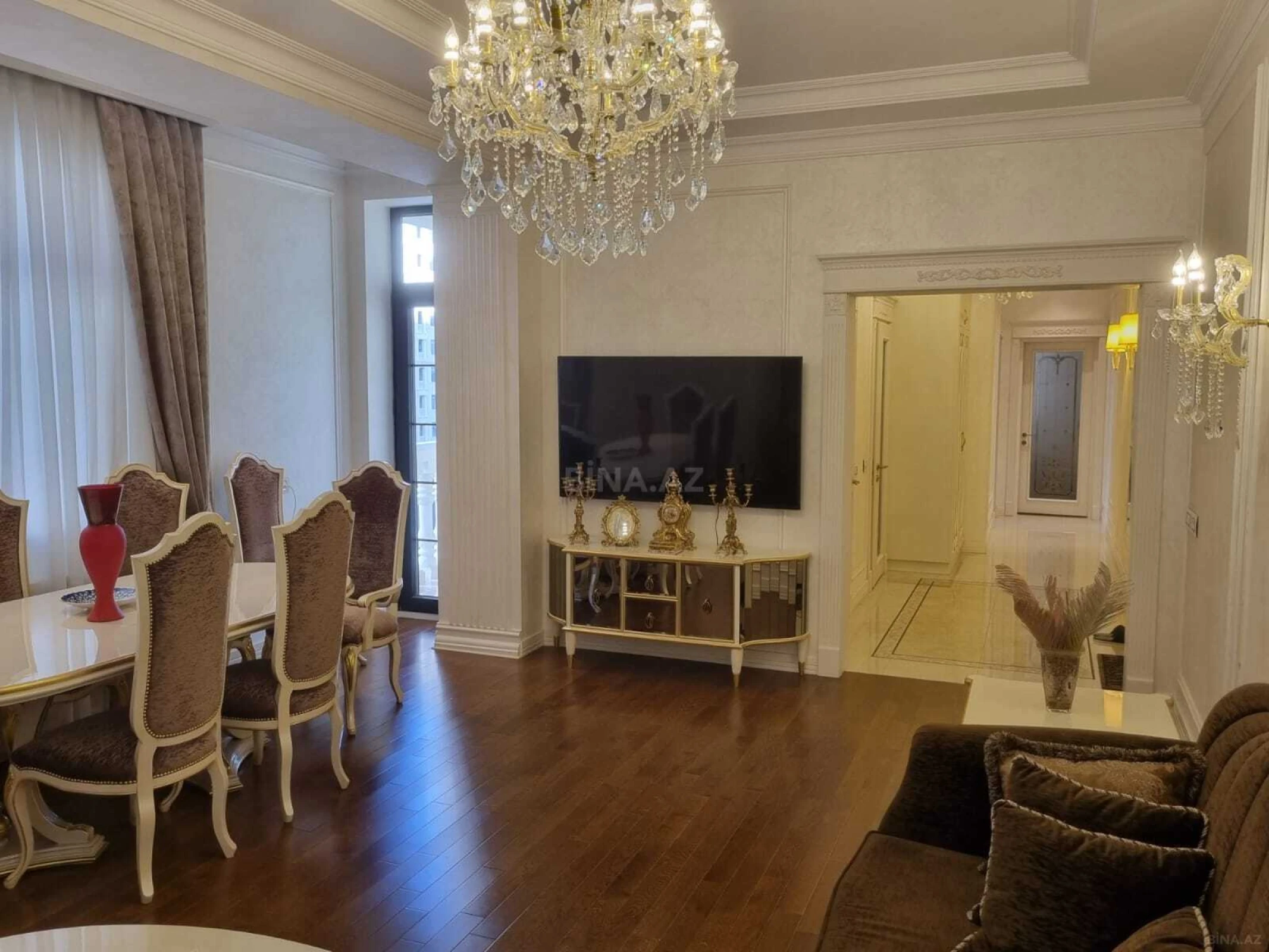 Satılır 2 otaqlı mənzil 91 m²