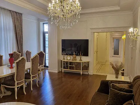 Satılır 2 otaqlı mənzil 91 m²