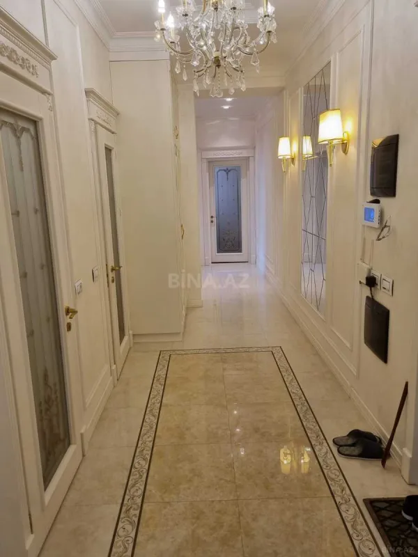 Satılır 2 otaqlı mənzil 91 m²