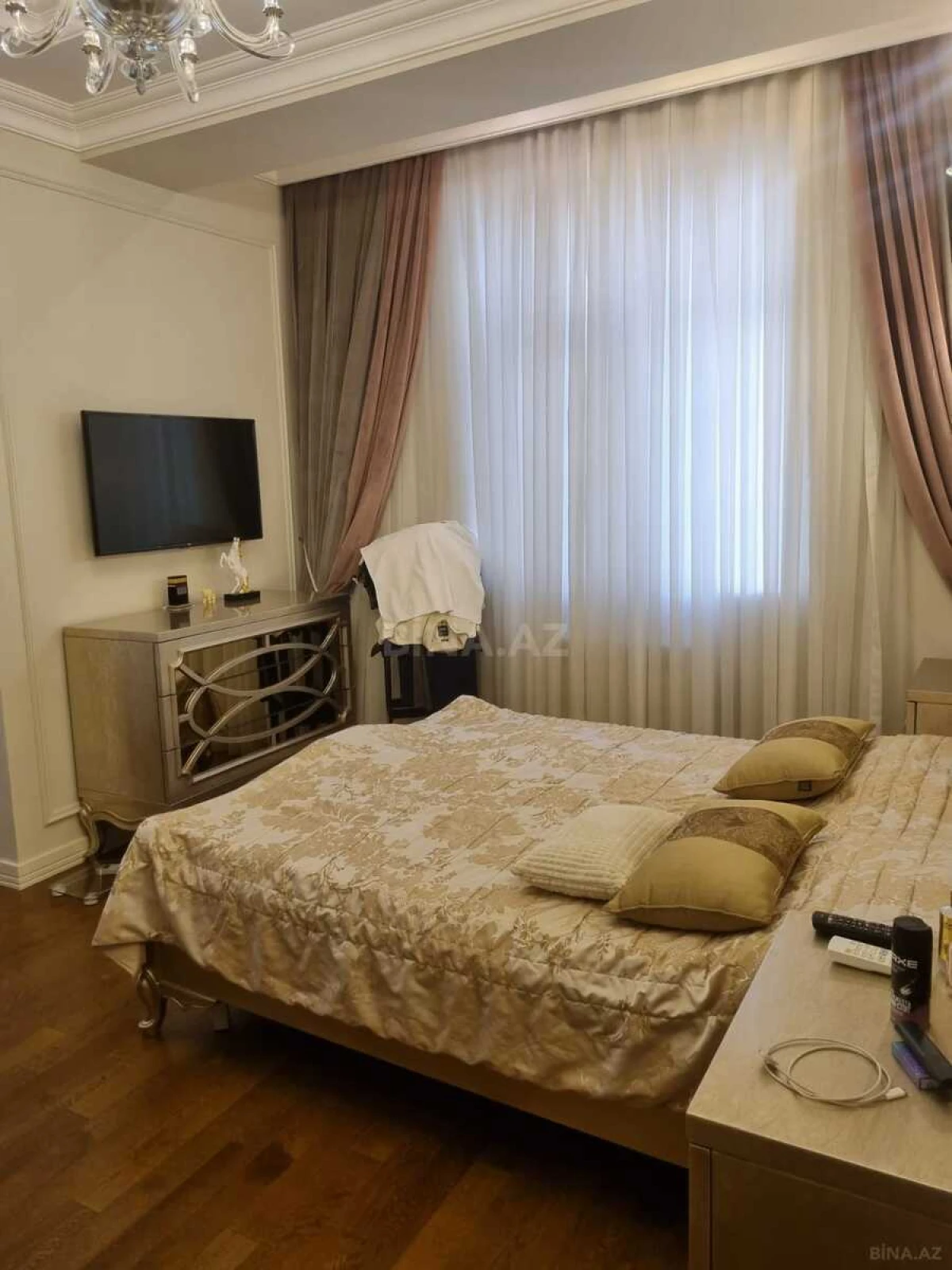 Satılır 2 otaqlı mənzil 91 m²
