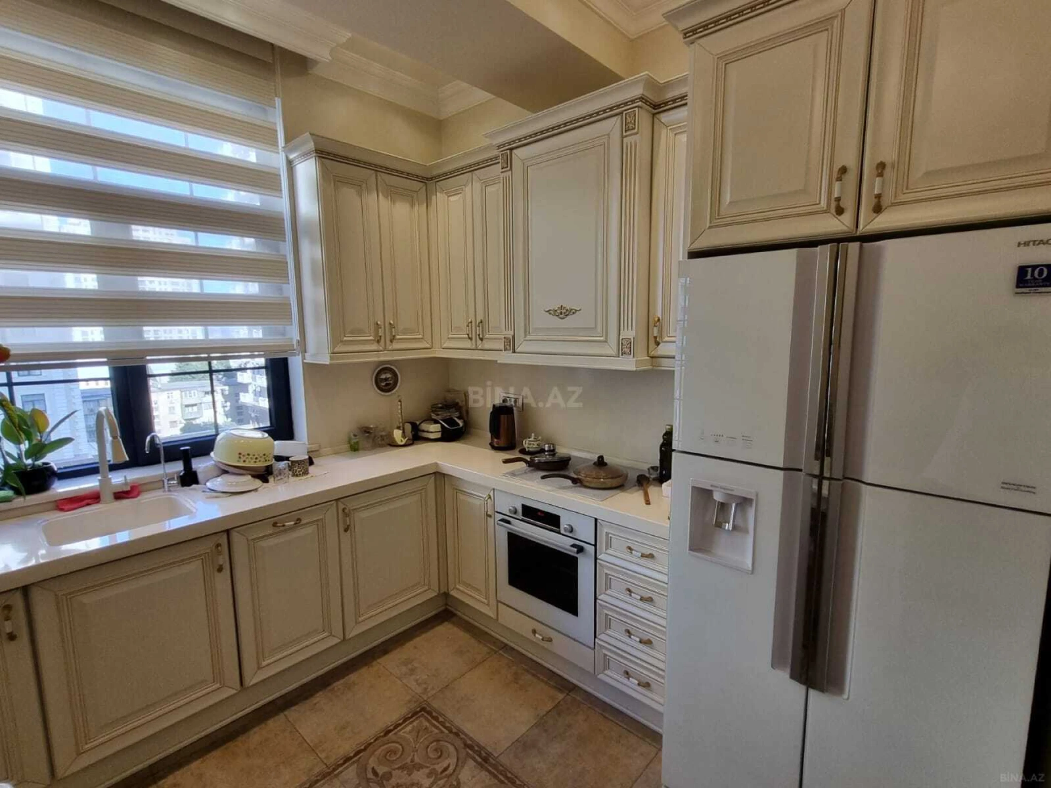 Satılır 2 otaqlı mənzil 91 m²