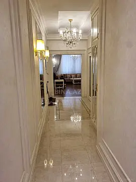 Satılır 2 otaqlı mənzil 91 m²