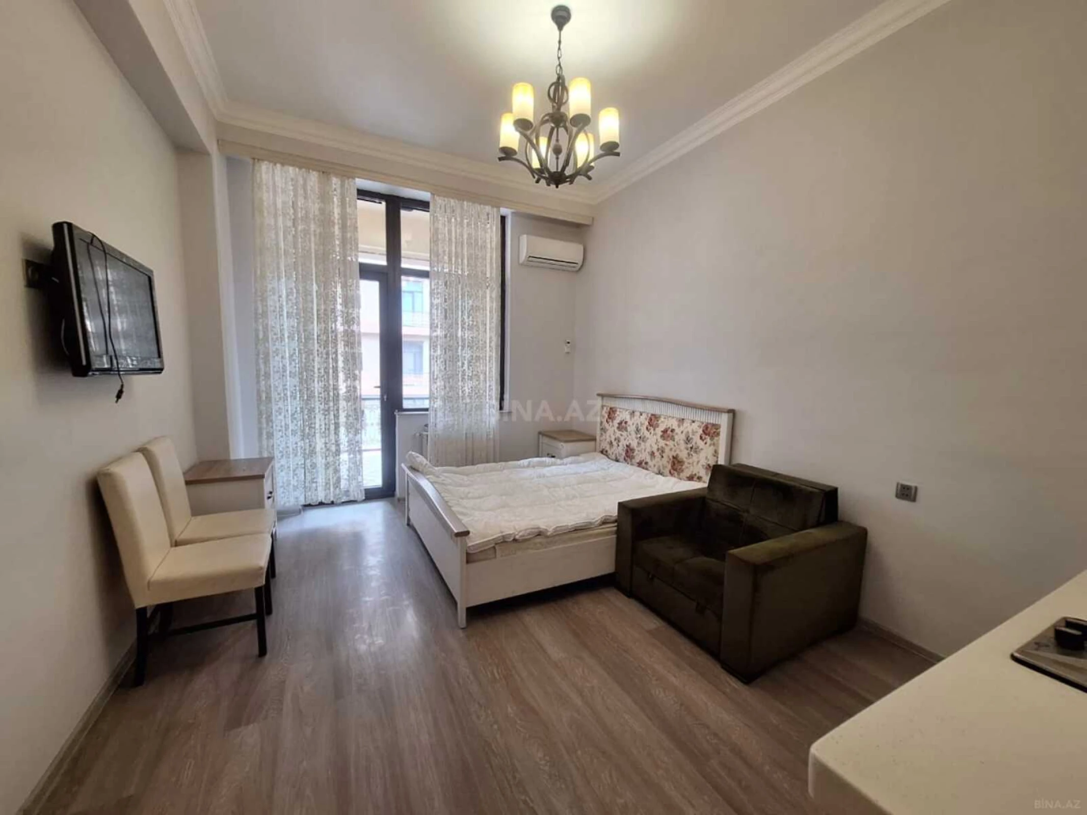 Satılır 1 otaqlı mənzil 35 m²