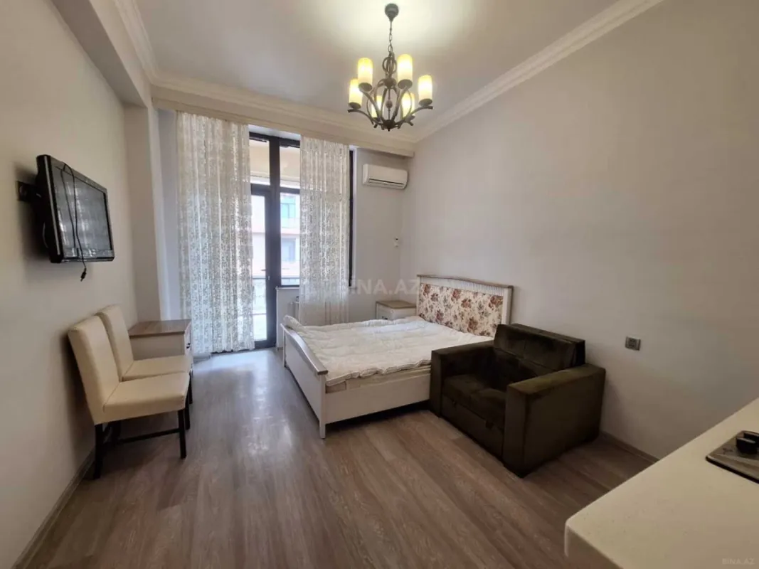 Satılır 1 otaqlı mənzil 35 m²