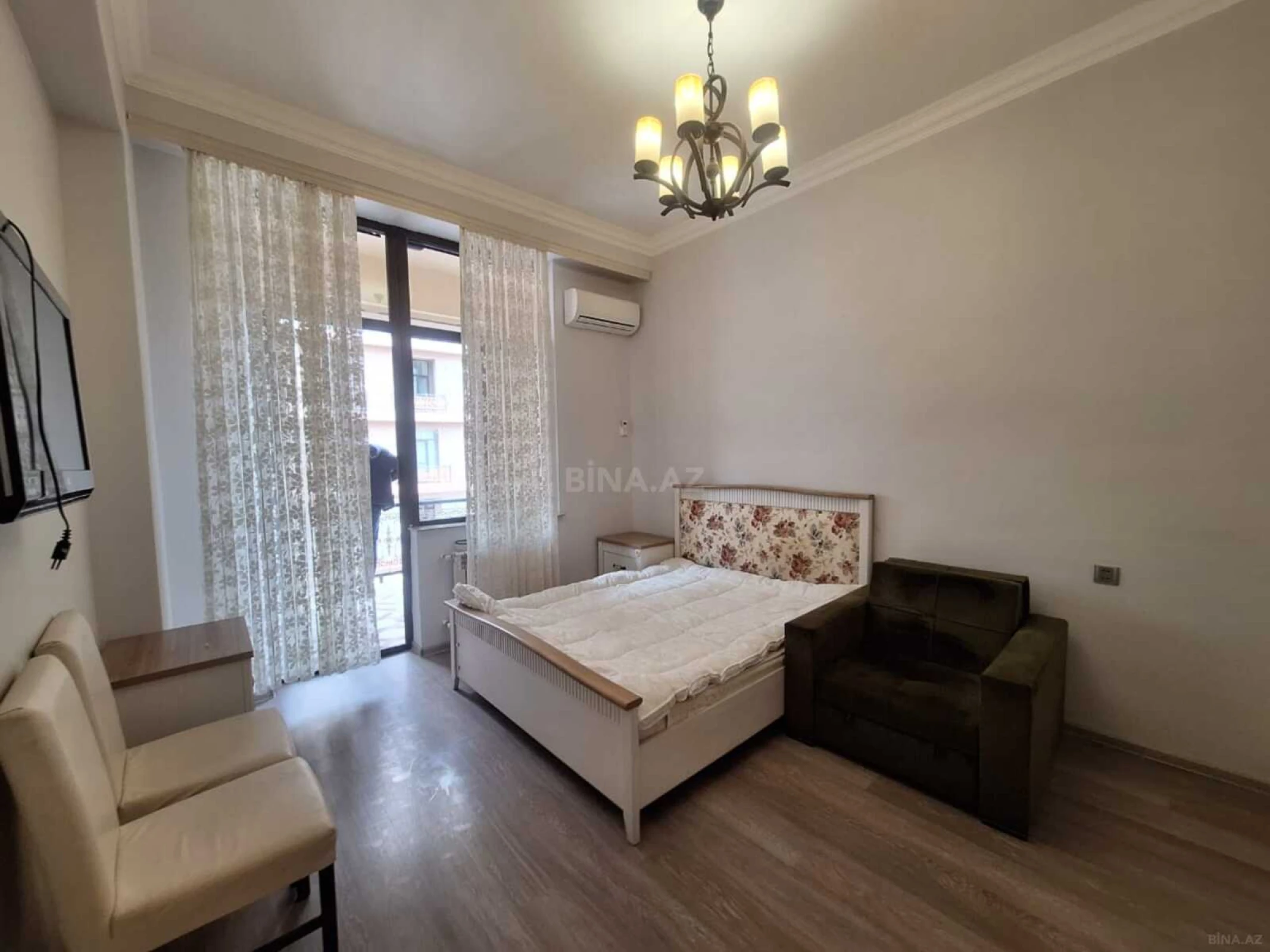 Satılır 1 otaqlı mənzil 35 m²