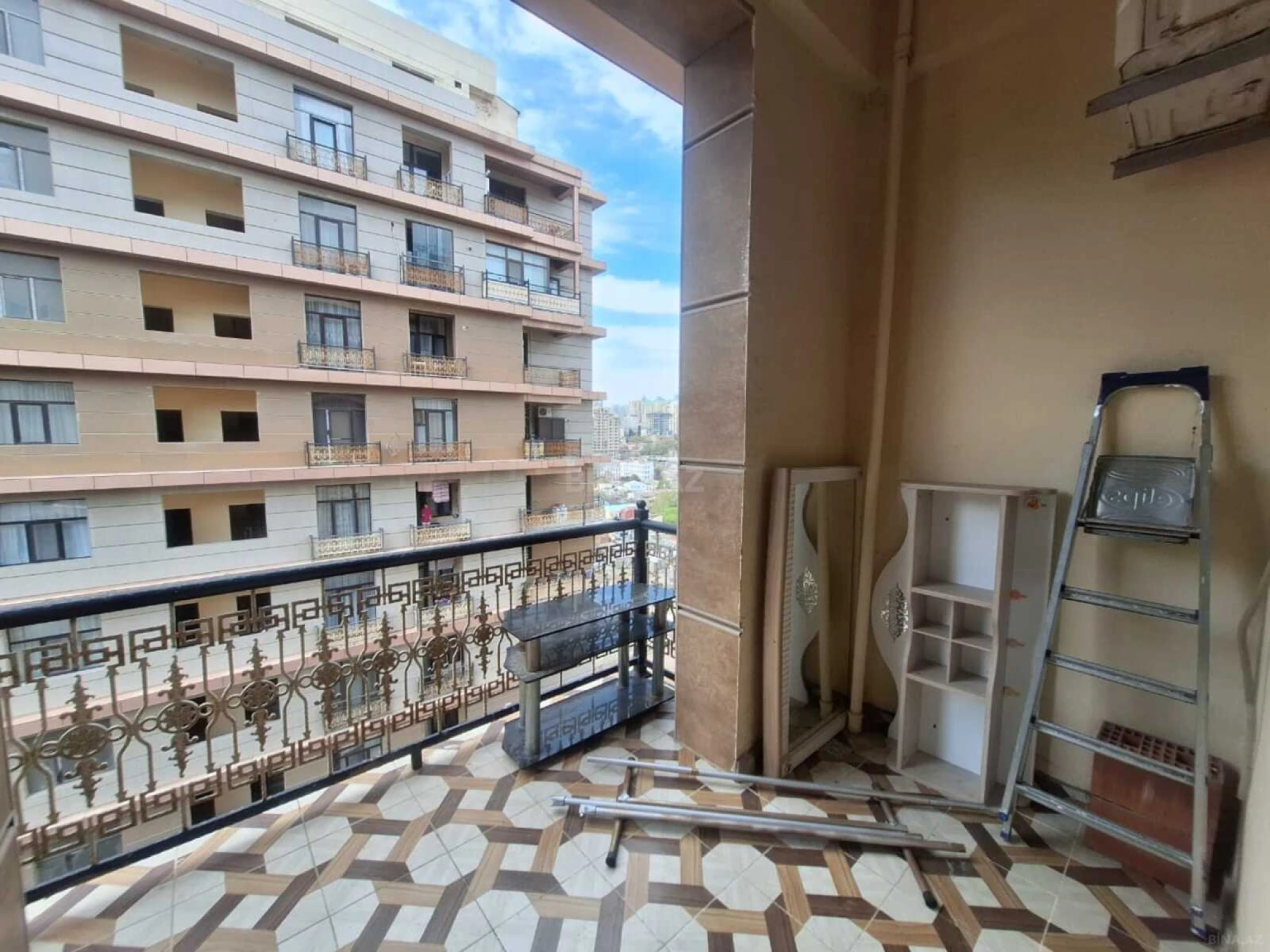 Satılır 1 otaqlı mənzil 35 m²