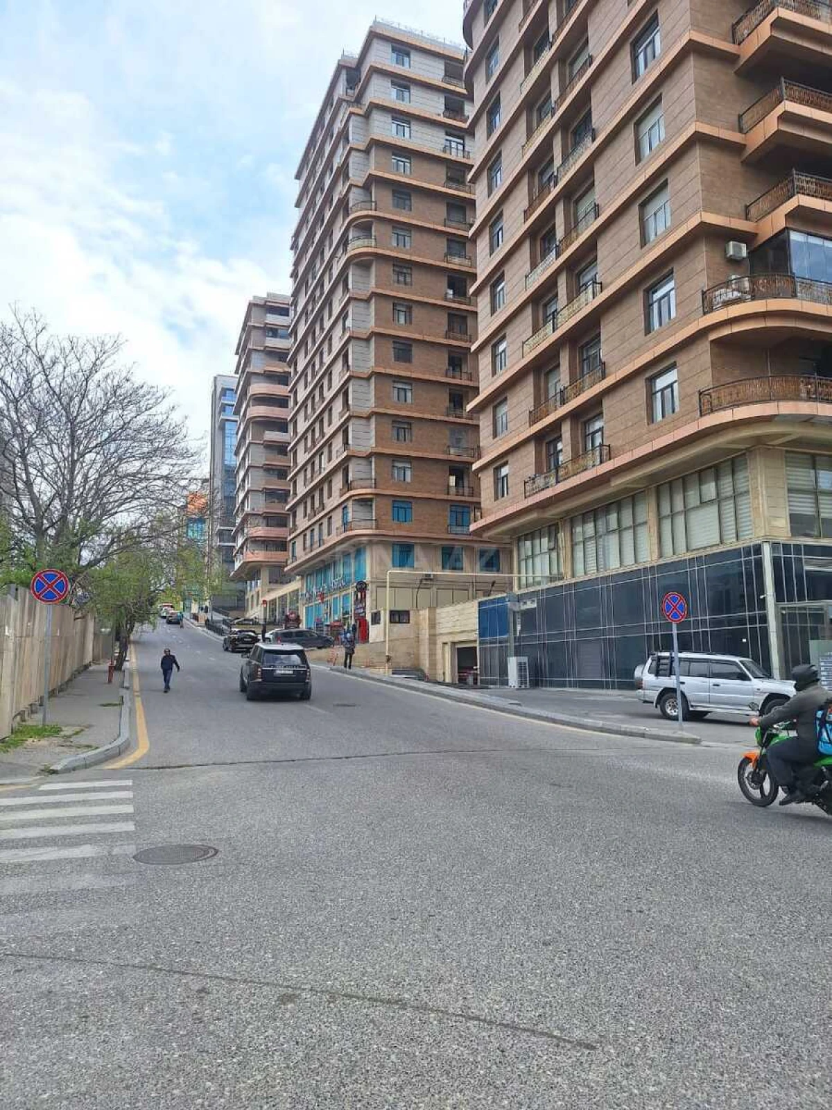 Satılır 1 otaqlı mənzil 35 m²