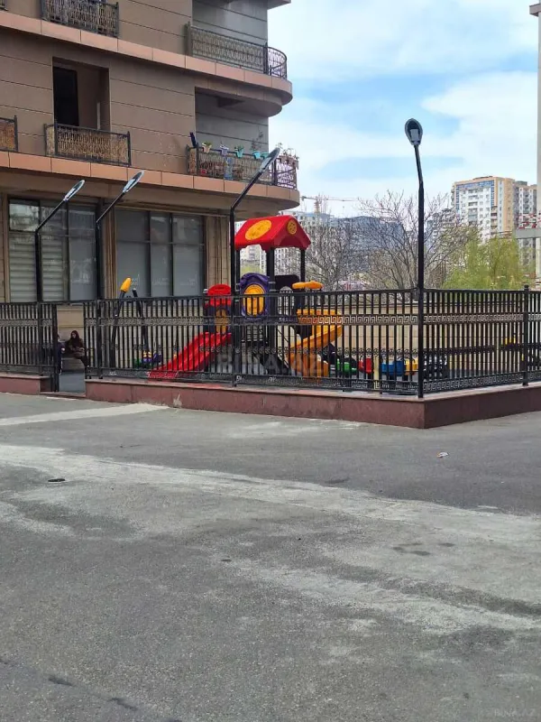 Satılır 1 otaqlı mənzil 35 m²