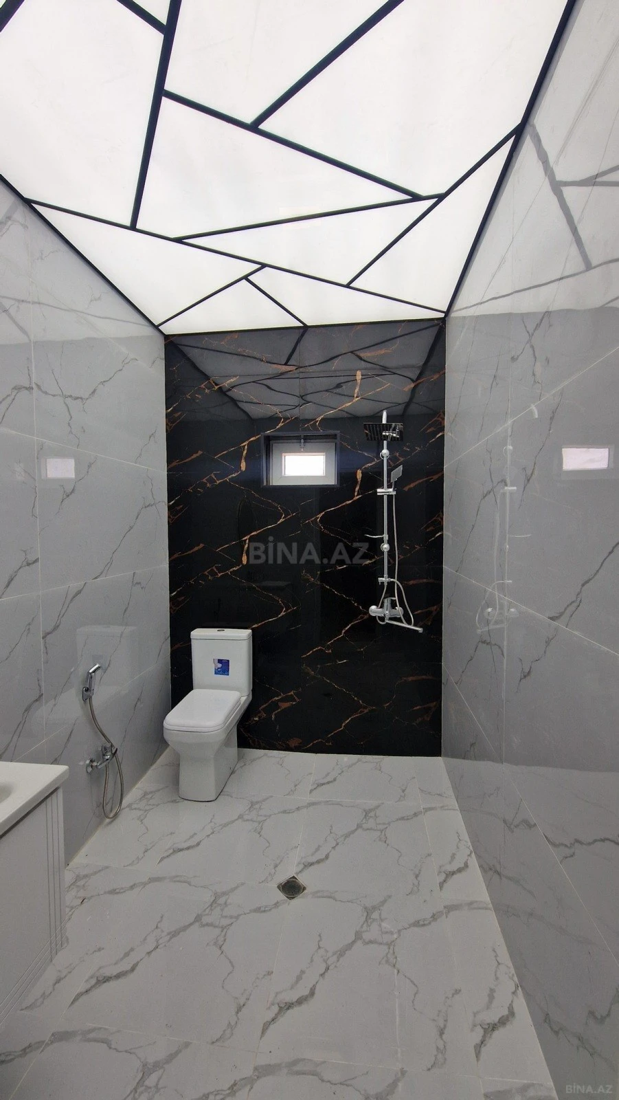 Satılır 4 otaqlı həyət evi 110 m²