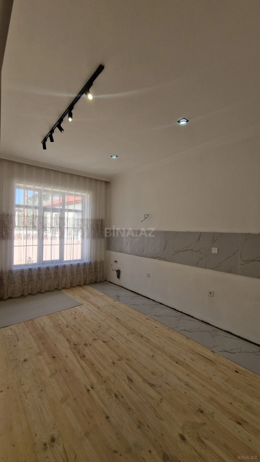 Satılır 4 otaqlı həyət evi 110 m²