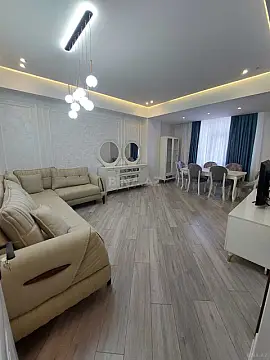 Satılır 2 otaqlı mənzil 110 m²