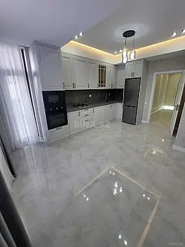 Satılır 2 otaqlı mənzil 110 m²
