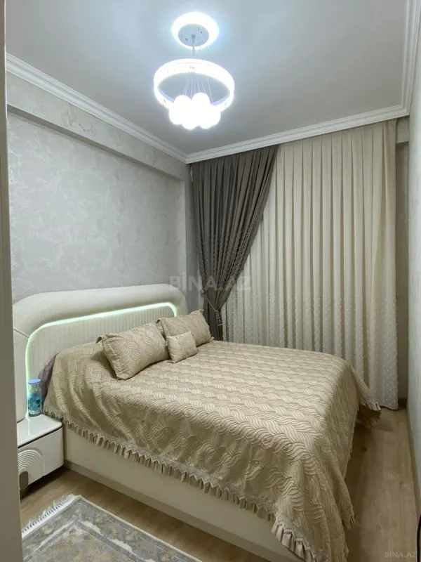 Satılır 2 otaqlı mənzil 63 m²