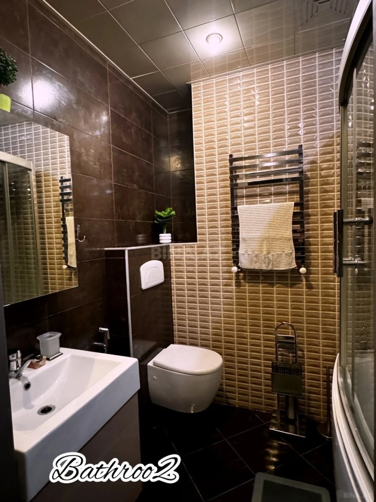 Kirayə verilir 4 otaqlı mənzil 150 m²