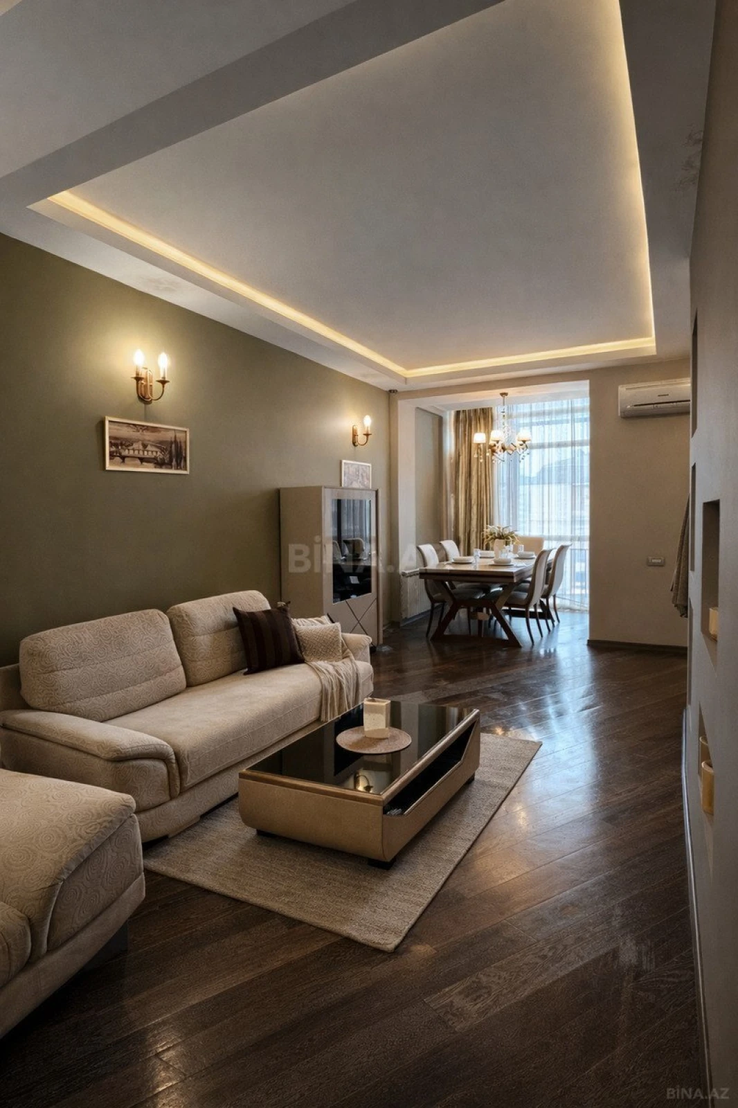 Kirayə verilir 4 otaqlı mənzil 150 m²