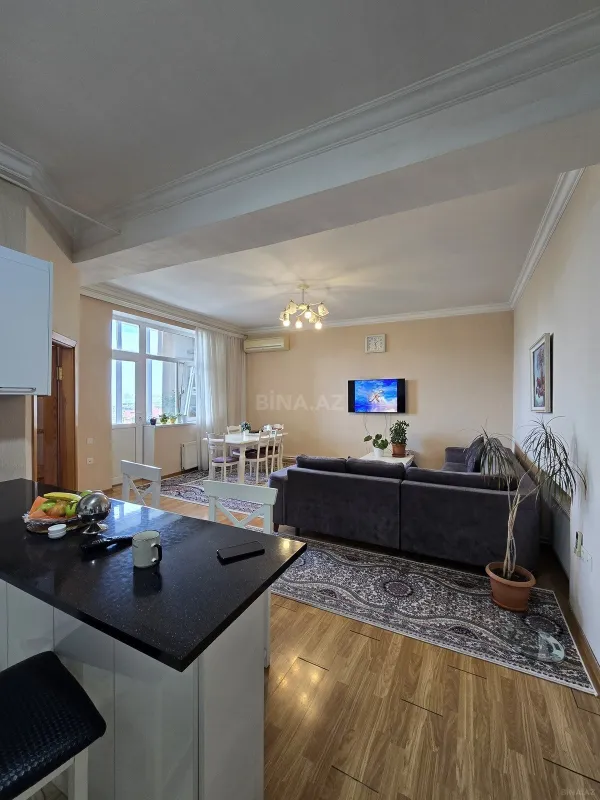 Satılır 3 otaqlı mənzil 86 m²