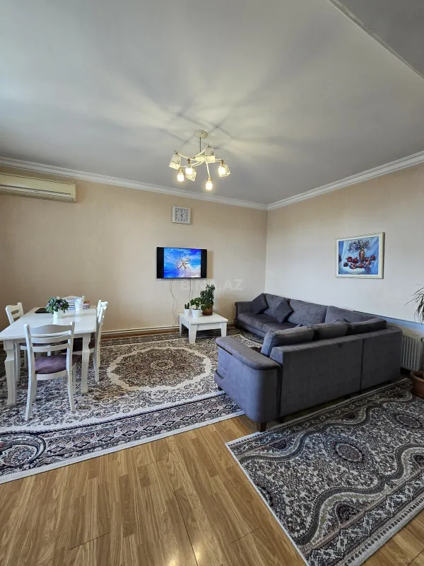 Satılır 3 otaqlı mənzil 86 m²
