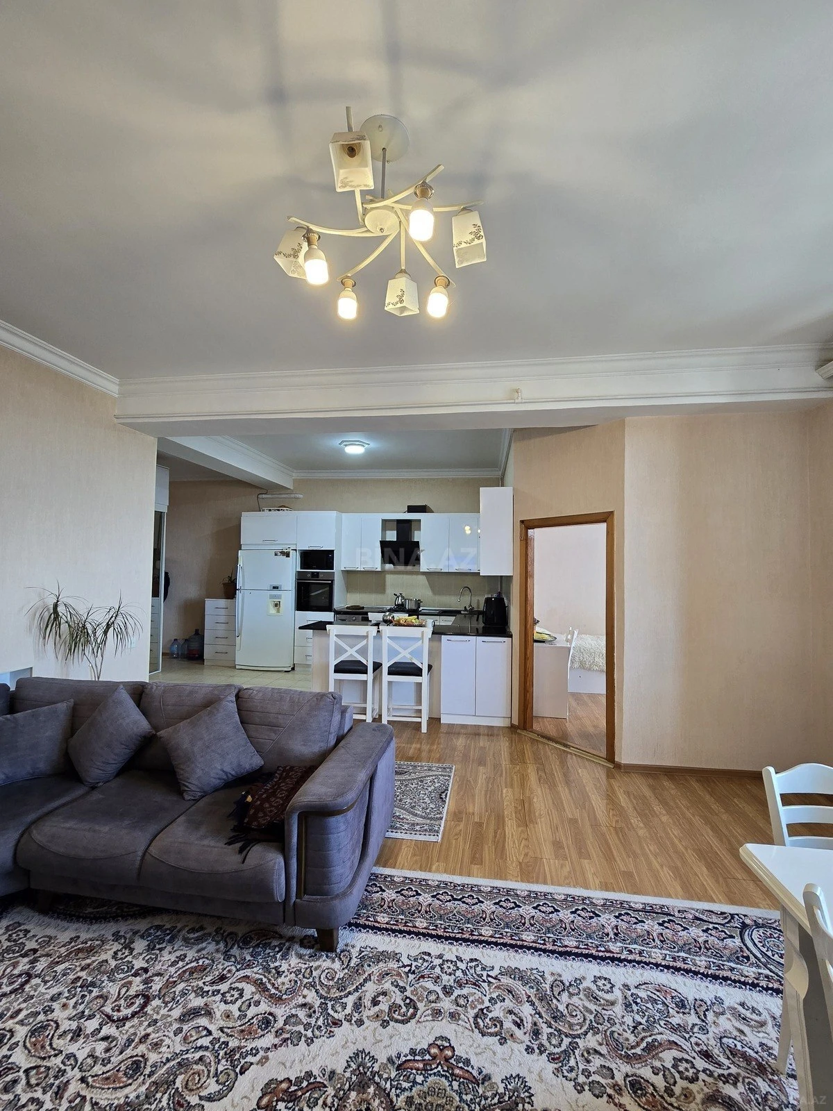 Satılır 3 otaqlı mənzil 86 m²