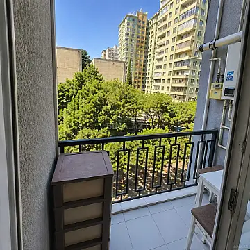 Satılır 3 otaqlı mənzil 91 m²