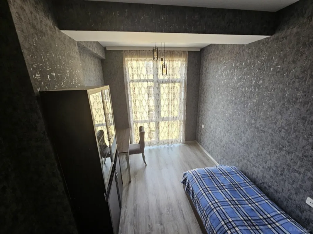 Satılır 3 otaqlı mənzil 91 m²