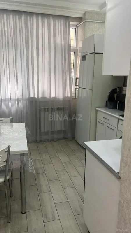 Satılır 3 otaqlı mənzil 93 m²