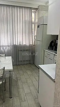 Satılır 3 otaqlı mənzil 93 m²