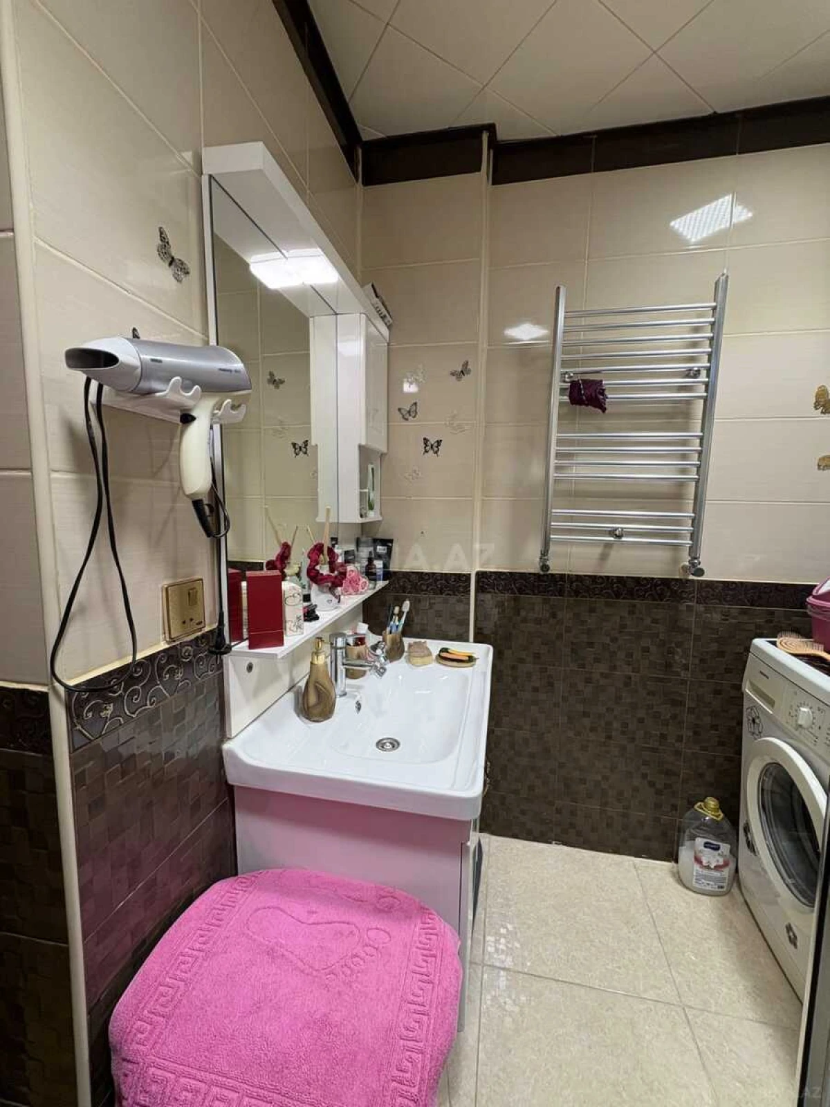 Satılır 3 otaqlı mənzil 112 m²