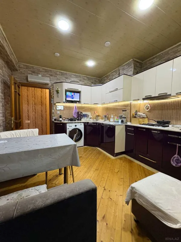 Satılır 3 otaqlı mənzil 112 m²