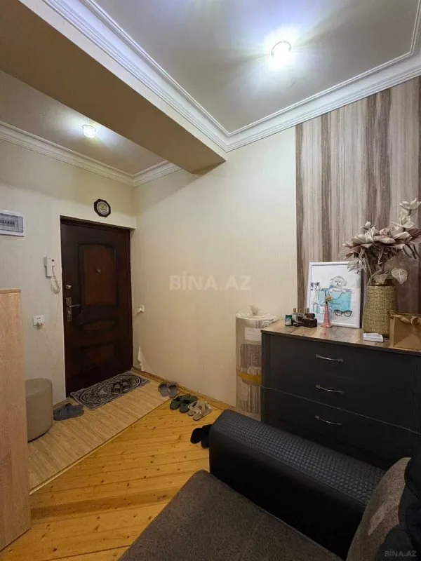 Satılır 3 otaqlı mənzil 112 m²