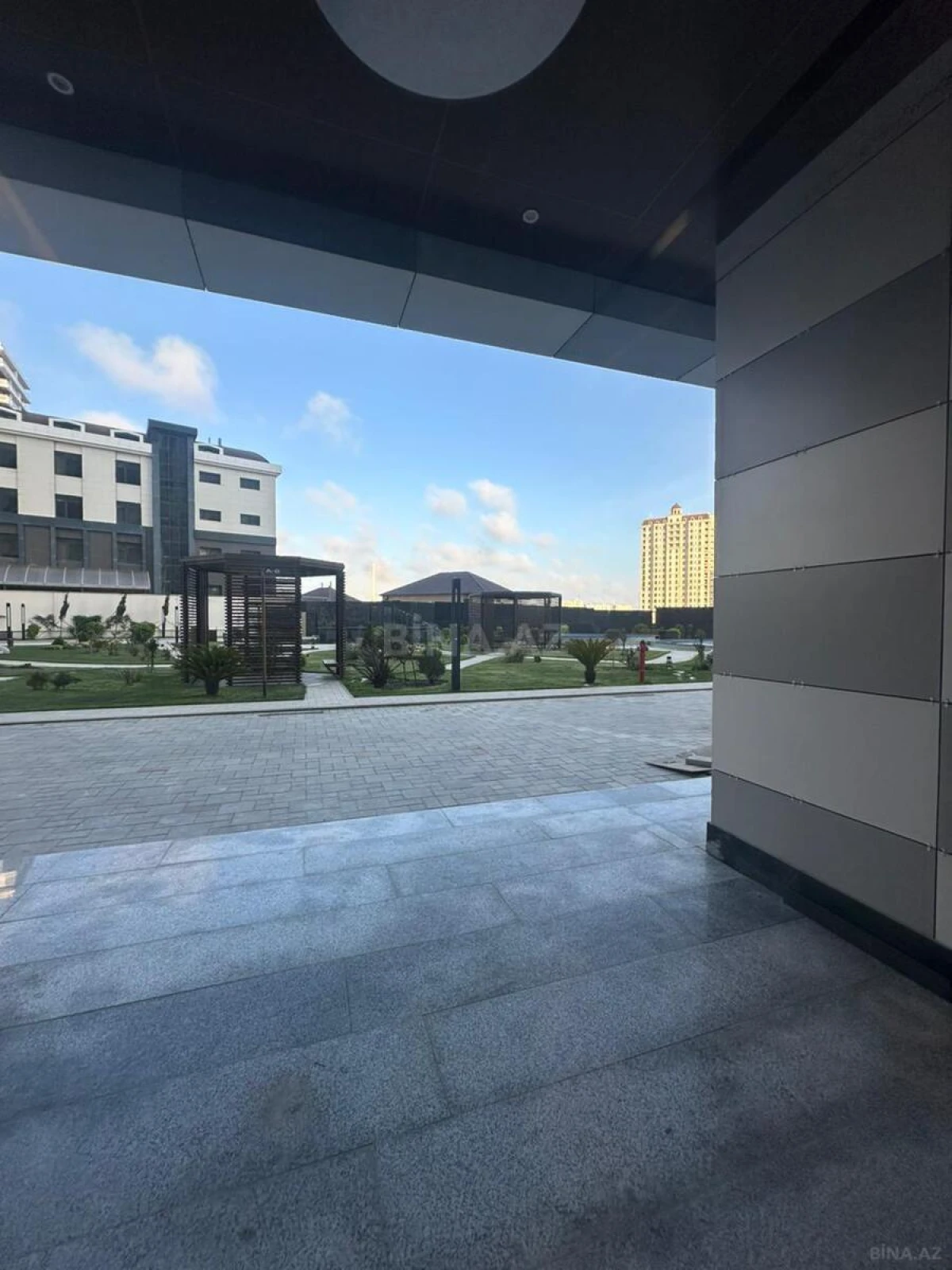 Kirayə verilir 3 otaqlı mənzil 100 m²