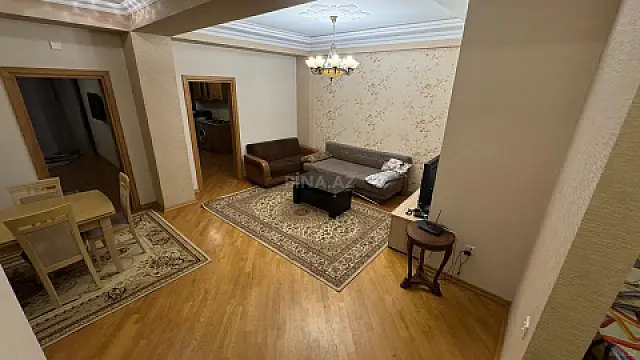 Kirayə verilir 3 otaqlı mənzil 120 m²