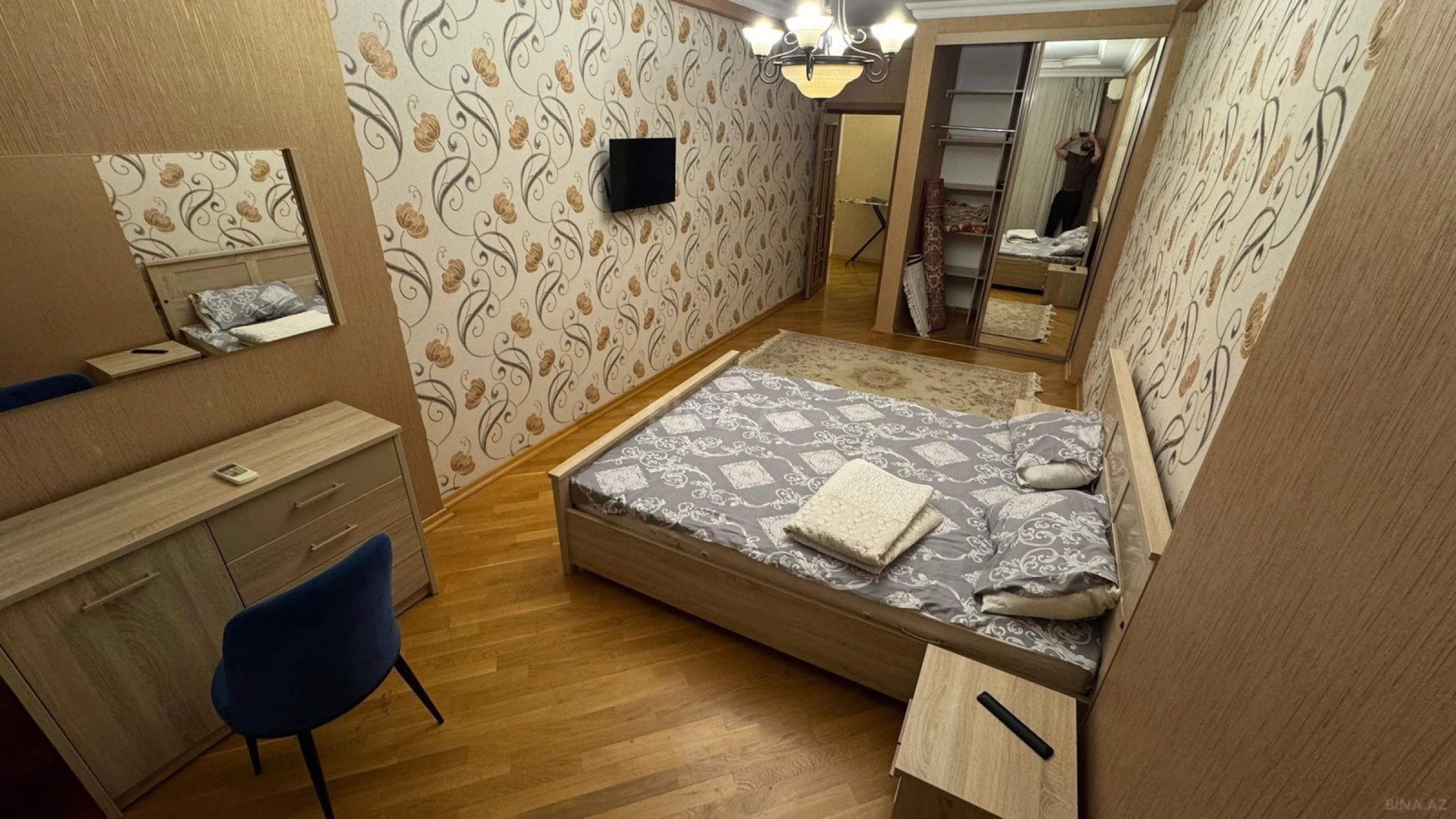 Kirayə verilir 3 otaqlı mənzil 120 m²