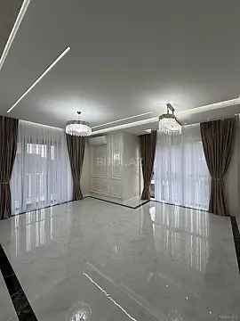 Satılır 3 otaqlı mənzil 125 m²