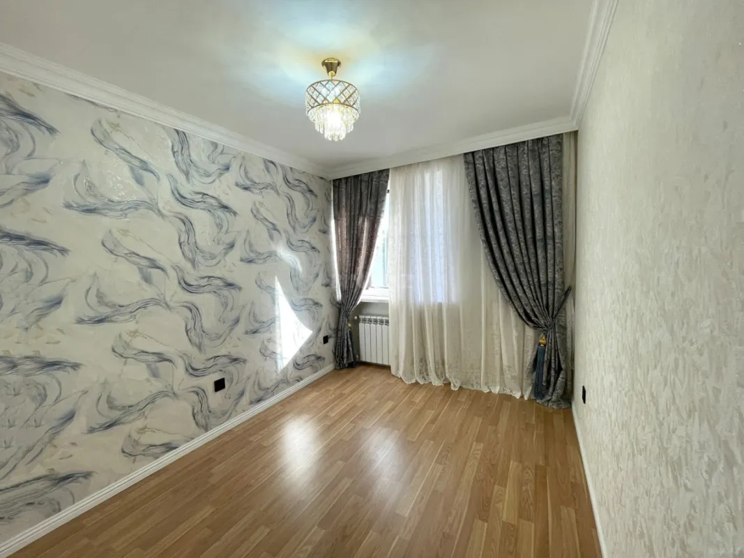 Satılır 3 otaqlı mənzil 55 m²