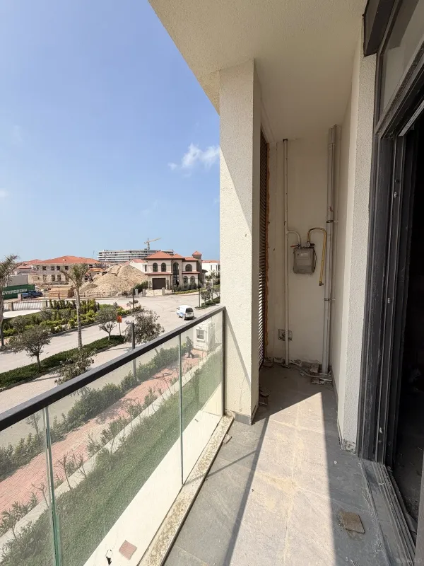 Satılır 2 otaqlı mənzil 86 m²