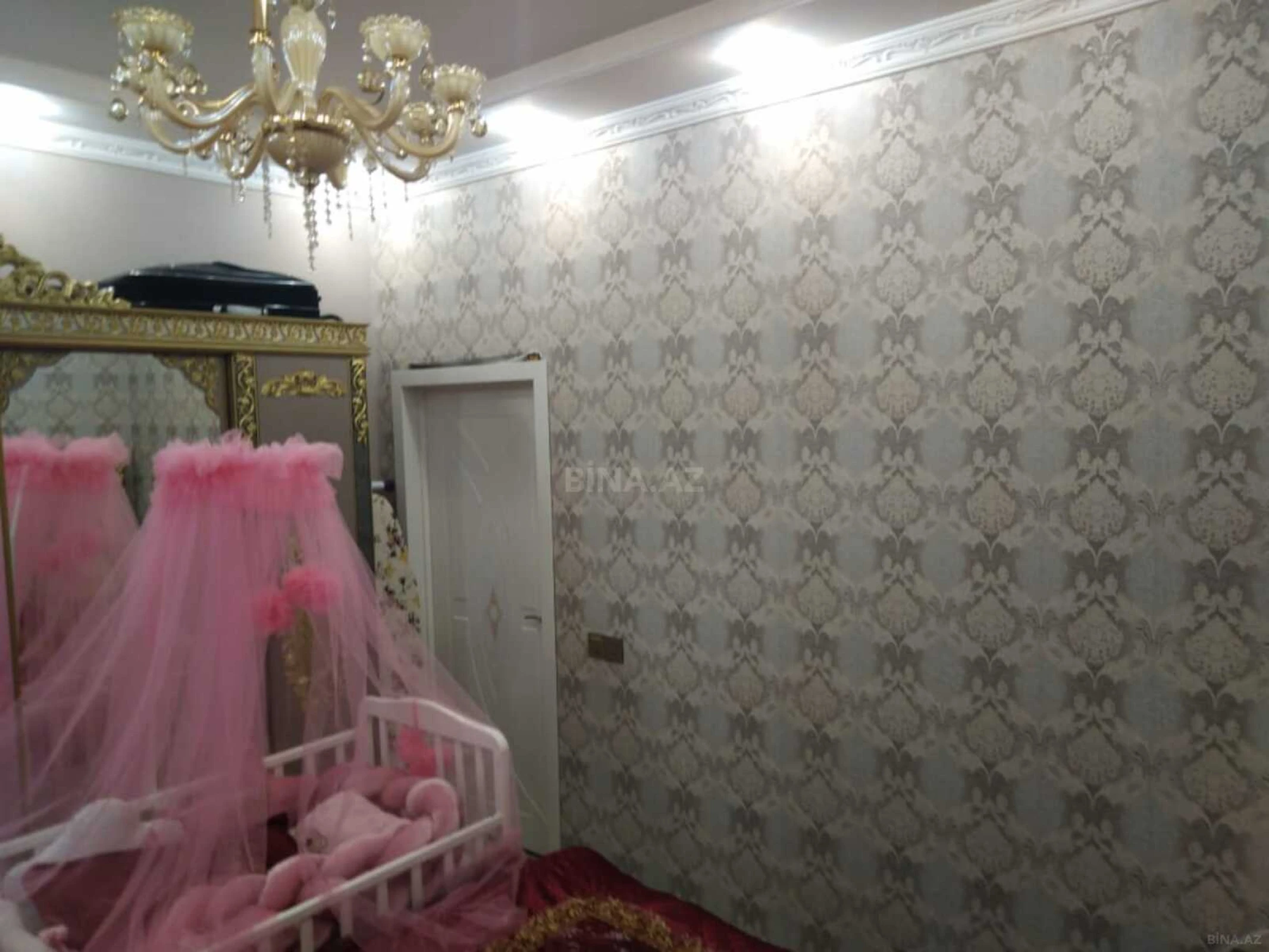 Satılır 2 otaqlı mənzil 58 m²