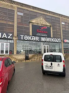 Satılır 2 otaqlı mənzil 70 m²
