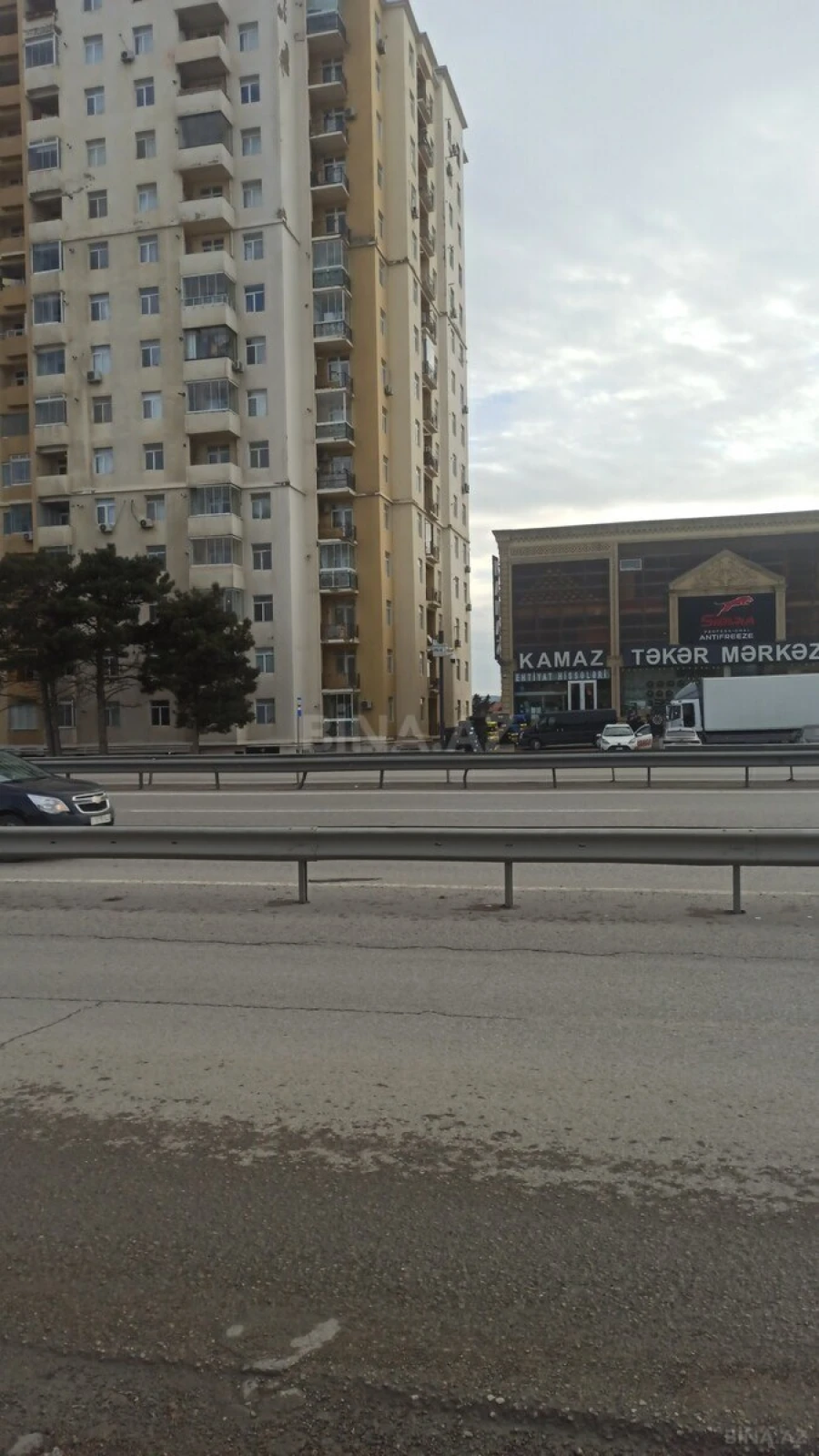 Satılır 2 otaqlı mənzil 70 m²