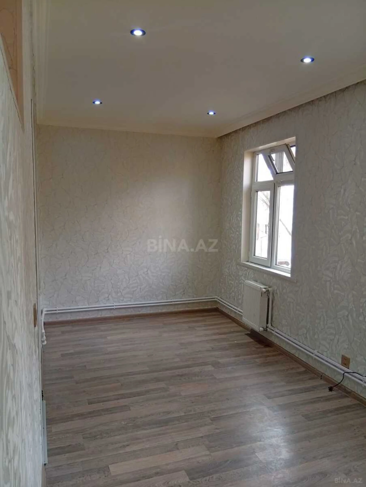 Satılır 2 otaqlı mənzil 50 m²