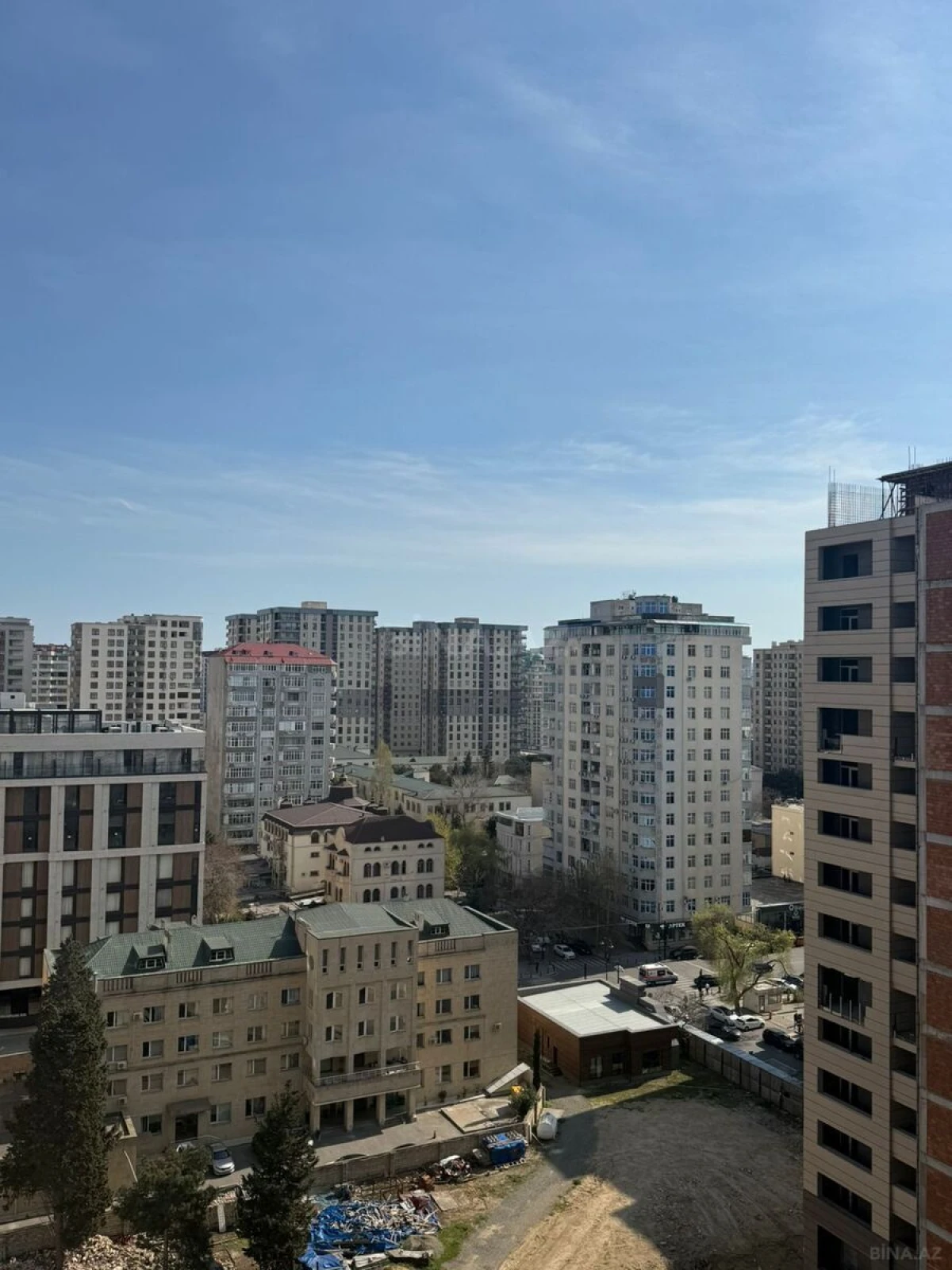 Satılır 3 otaqlı mənzil 75 m²
