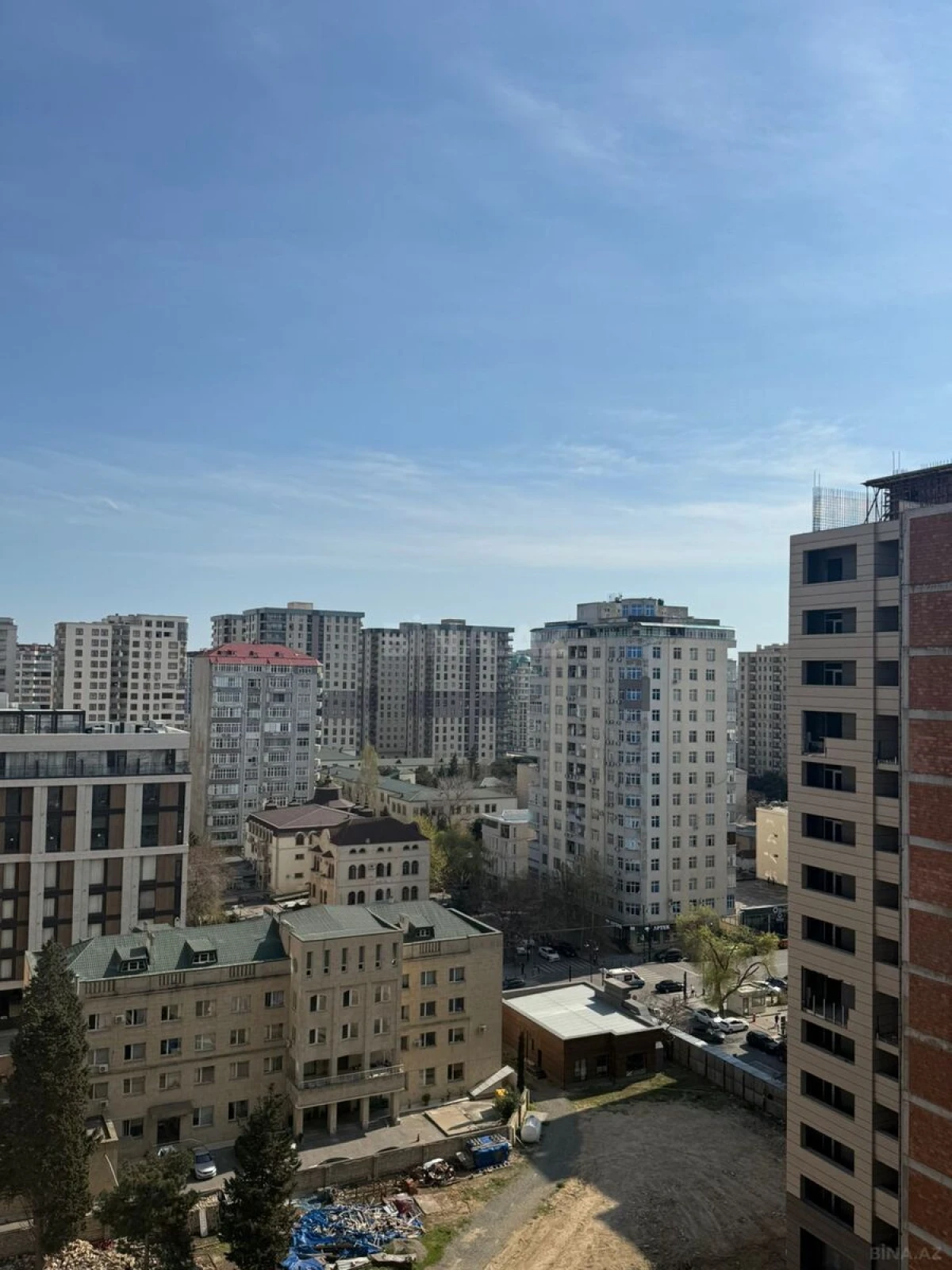Satılır 3 otaqlı mənzil 75 m²
