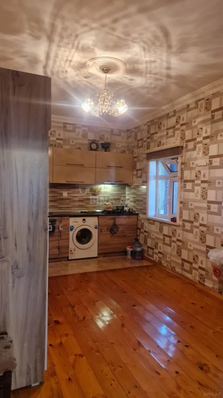 Satılır 7 otaqlı həyət evi 206 m²