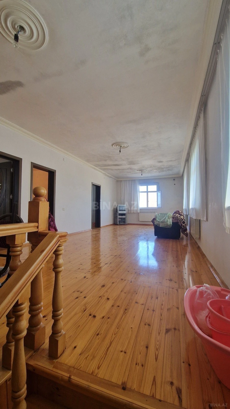 Satılır 7 otaqlı həyət evi 206 m²