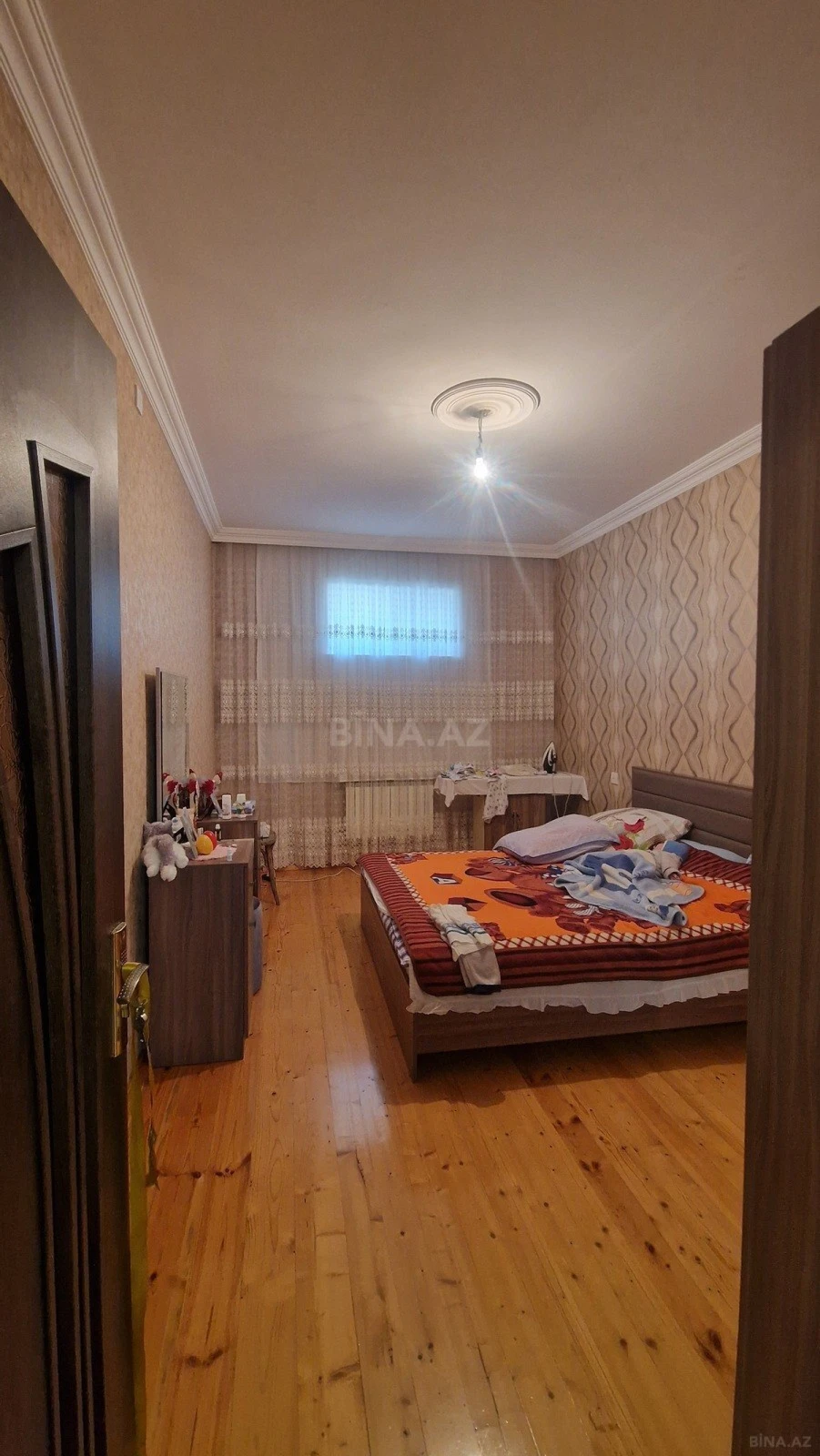 Satılır 7 otaqlı həyət evi 206 m²