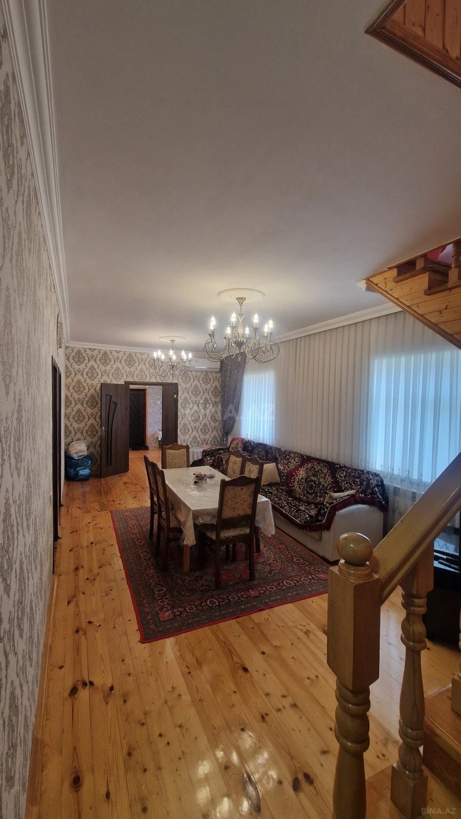 Satılır 7 otaqlı həyət evi 206 m²