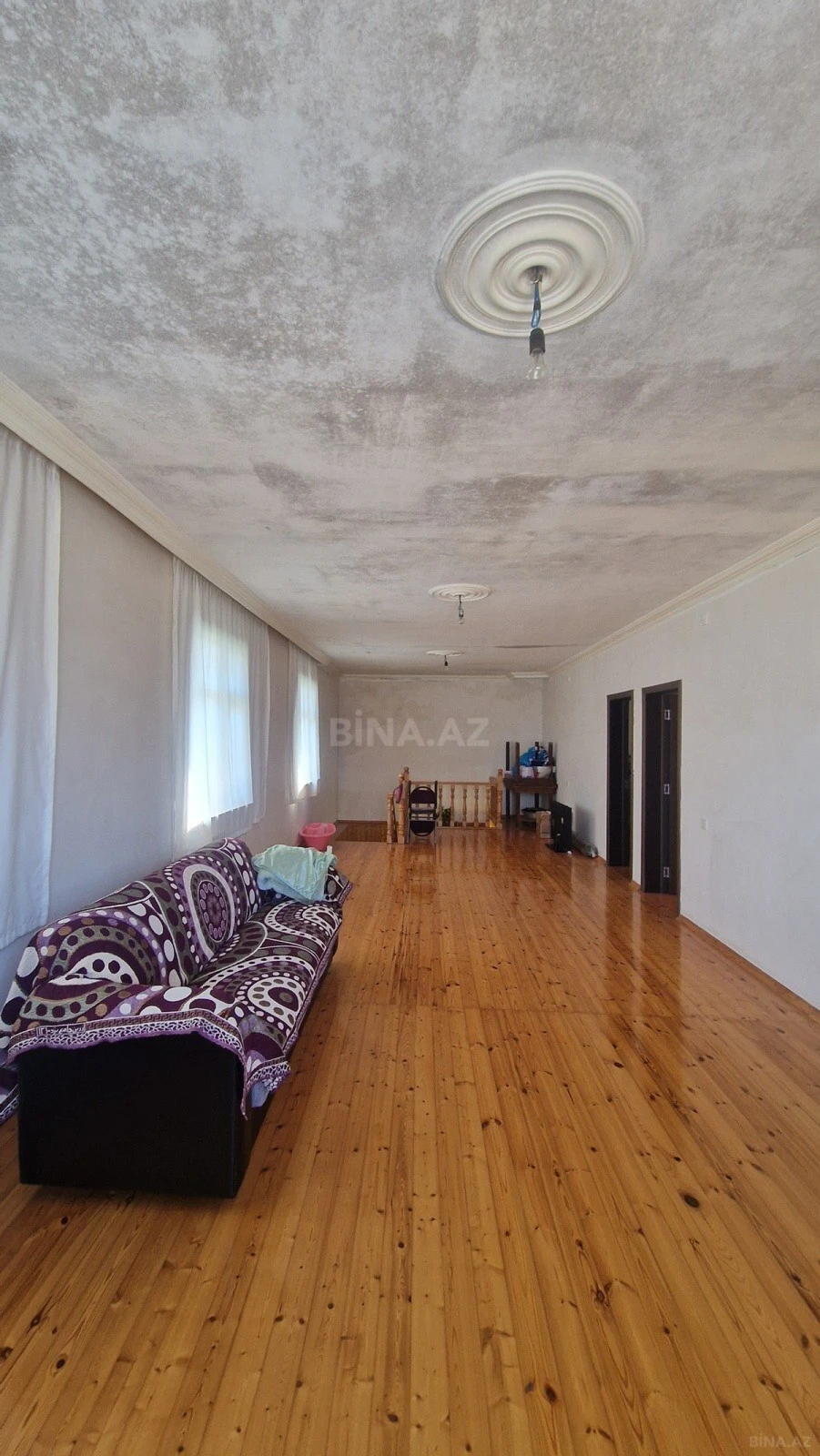 Satılır 7 otaqlı həyət evi 206 m²