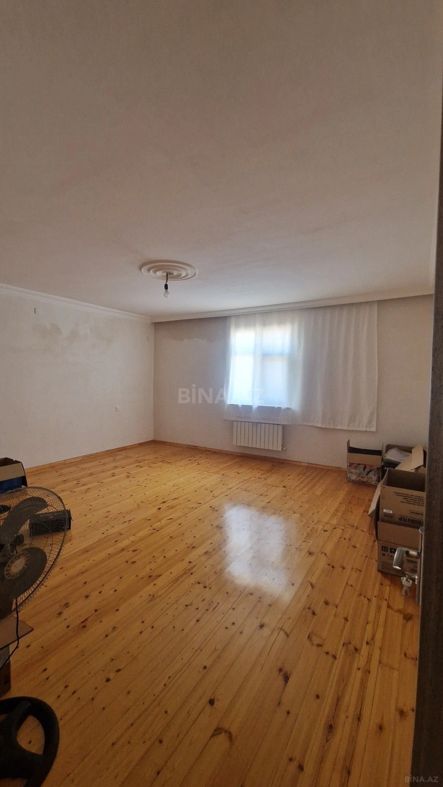 Satılır 7 otaqlı həyət evi 206 m²