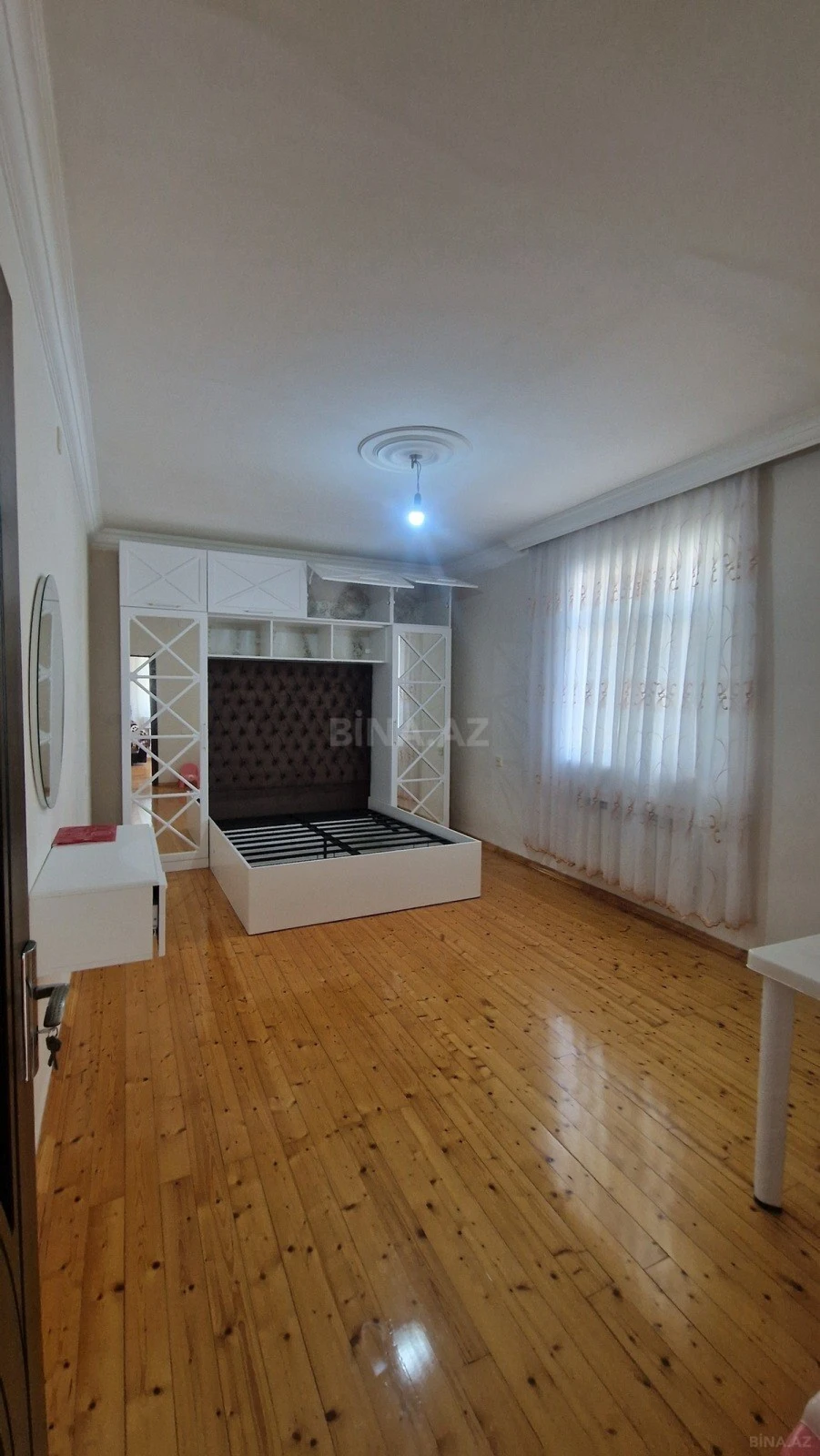Satılır 7 otaqlı həyət evi 206 m²