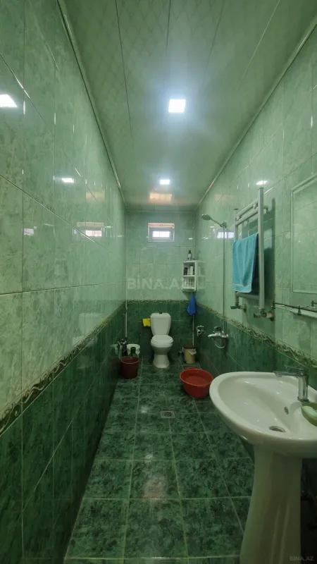 Satılır 7 otaqlı həyət evi 206 m²