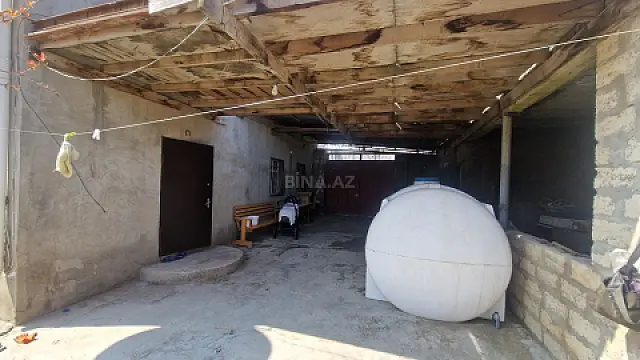 Satılır 7 otaqlı həyət evi 206 m²